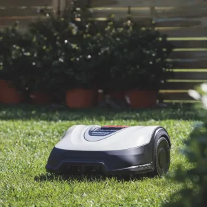 🎧 HIT, KTERÝ TĚ ROZSEKÁ: Vyhraj robotickou sekačku za jeden song!