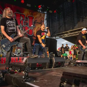 Hrady CZ míří na Švihov! Dorazí Mirai, Daniel Landa, Rybičky 48 i Mig 21. V sobotu tam potkáte i Hitrádio FM Plus