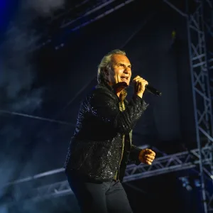 Hrady CZ míří na Švihov! Dorazí Mirai, Daniel Landa, Rybičky 48 i Mig 21. V sobotu tam potkáte i Hitrádio FM Plus