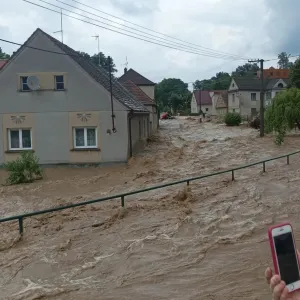 Voda se vylila z řek. Způsobila nemalé škody