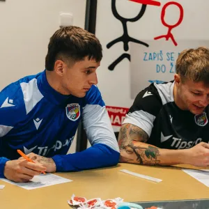 Fotbalová Plzeň myslí na druhé, tým vstoupil do Registru dárců kostní dřeně
