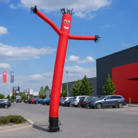 Kam zmizel obří nafukovací panák?