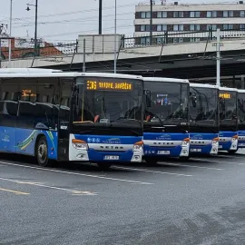 Autobusy v regionu změnily jízdní řády