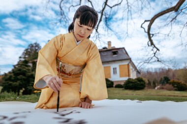 Plzeň půjčila japonské brnění na víkend čajové a japonské kultury na zámku Kozel
