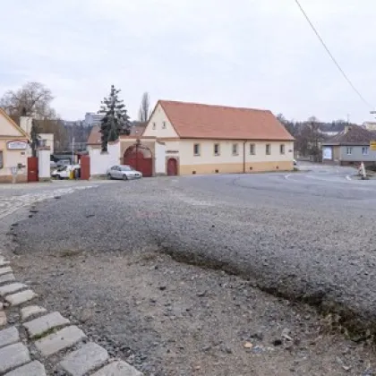 V Plzni začaly opravy Rolnického náměstí