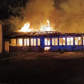 Hasiče v Plzni zaměstnal rozsáhlý požár