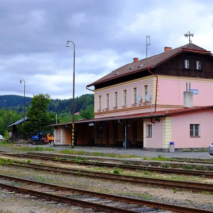 Mezi obcemi Nejdek a Potůčky opět vyjedou vlaky