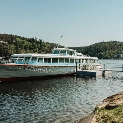 Parník na přehradě Hracholusky zkrátil svoji trasu